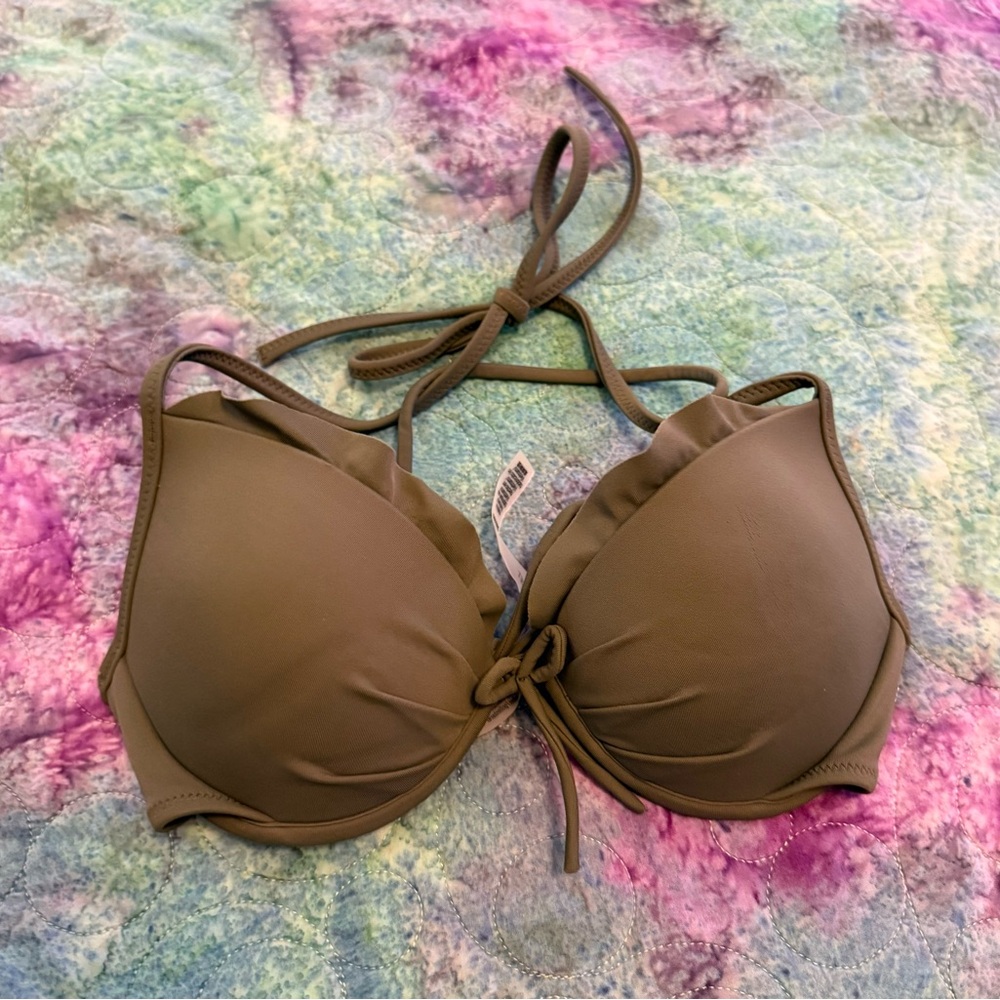 NWOT Victorias Secret Bikini Top 34A